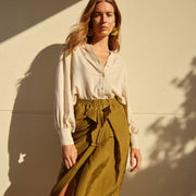 Camisa de manga larga con puños de lino