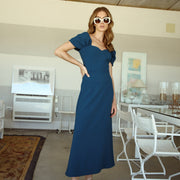 Falda midi azul con corte evasé