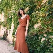 Falda midi con corte evasé