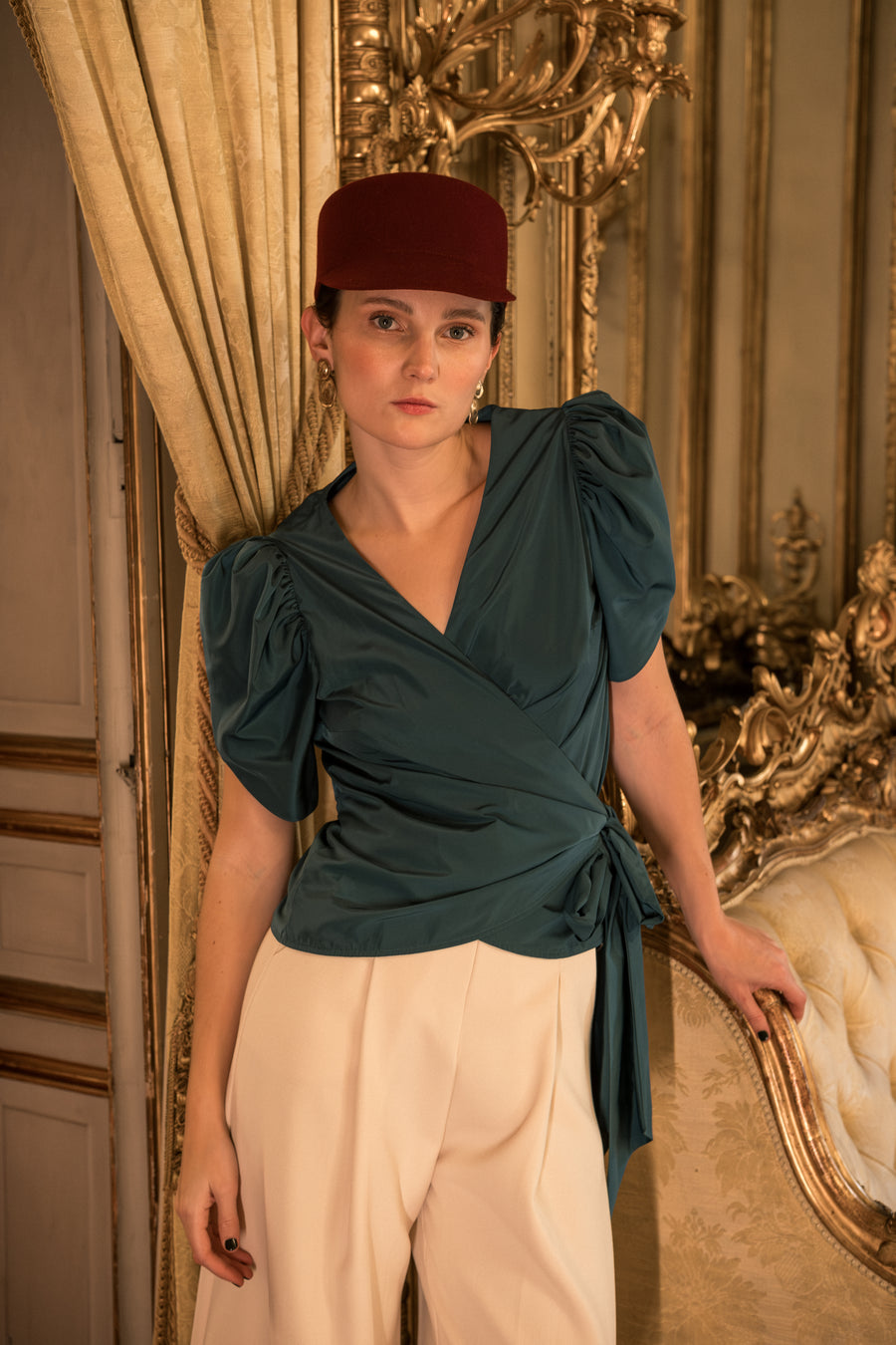 Top Nia Tafetán azul petróleo