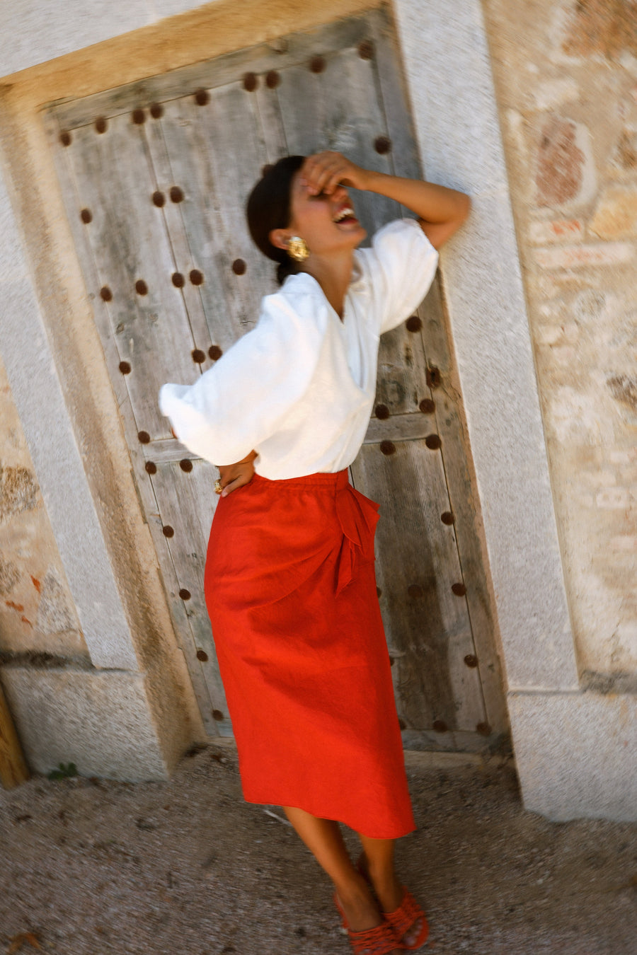 Falda pareo color rojo con frunce